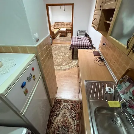 Apartment Mak