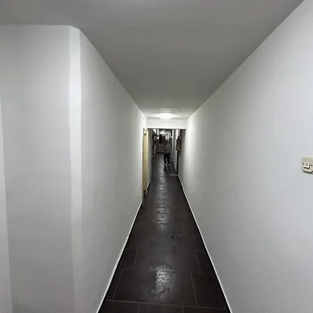 Mak Apartment *